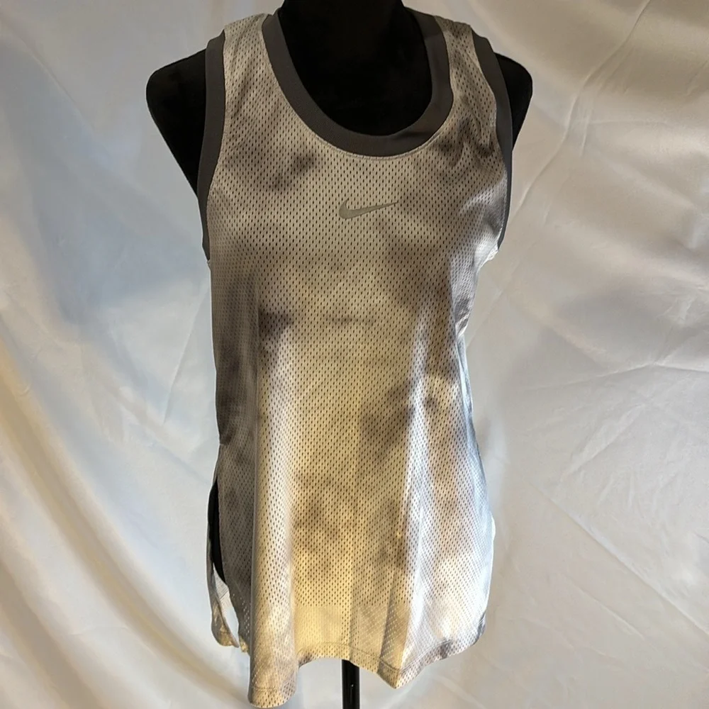Nike jersey gray
